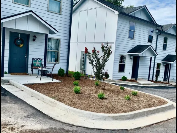 90 Crabapple Rd, Dahlonega, GA 30533