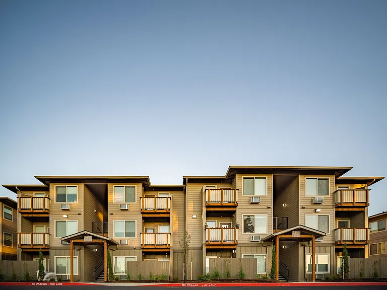 Willow Tree Place — Photo 7