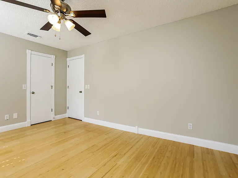 3737 Valencia Grove Ln — Photo 9