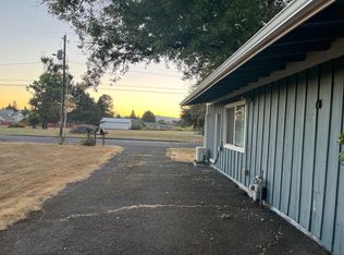 822 S Ginger St, Cornelius, OR 97113