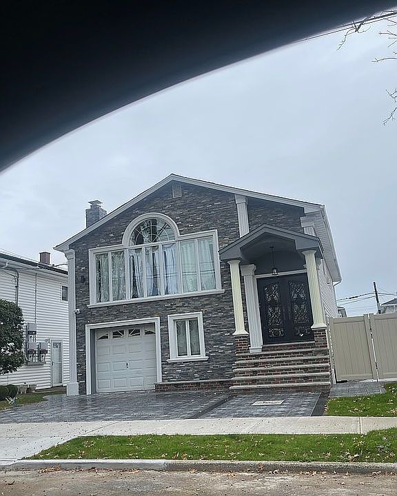 1st image of 16139 88th St