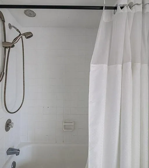 1420 Locust St #8B — Photo 9