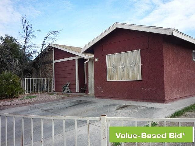 1st image of 11 Yew Ave