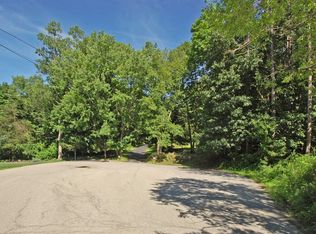 16 Pine Wood Rd, Hopewell Junction, NY 12533