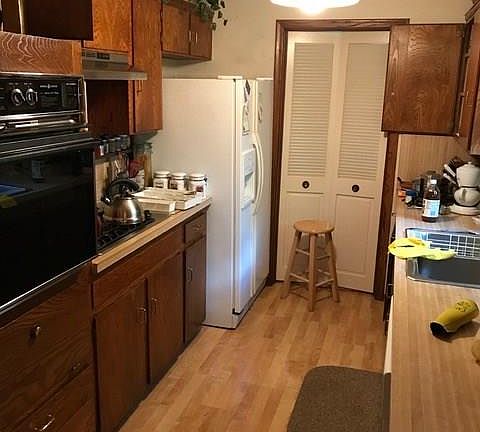 4th image of 9426 Covemeadow Dr