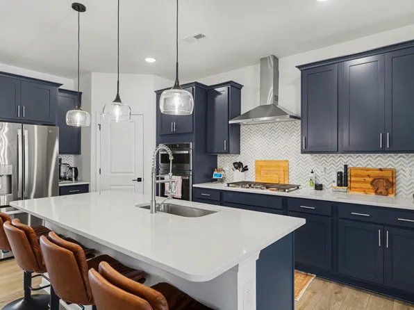 109 S Stonemill Trl, Clayton, NC 27520