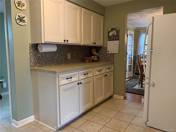 2nd image of 280 Clearfield Dr