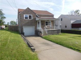 2633 Glenny Ln, West Mifflin, PA 15122