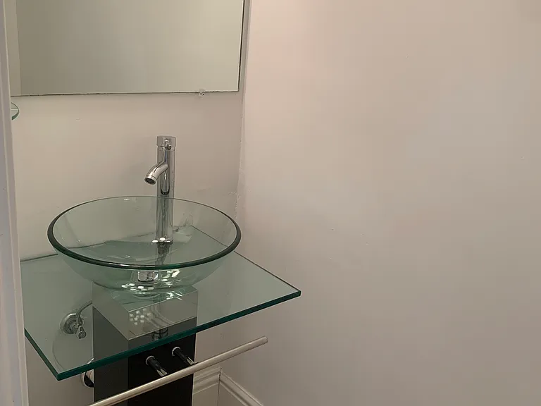 Downstairs updated powder room / Half bathroom