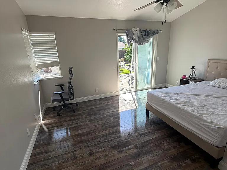 7800 Auburn Woods Dr #1 — Photo 3
