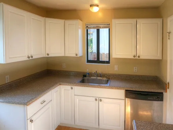 4961 76th St, Sacramento, CA 95820