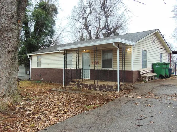 1005 Cedar Ave, Yukon, OK 73099