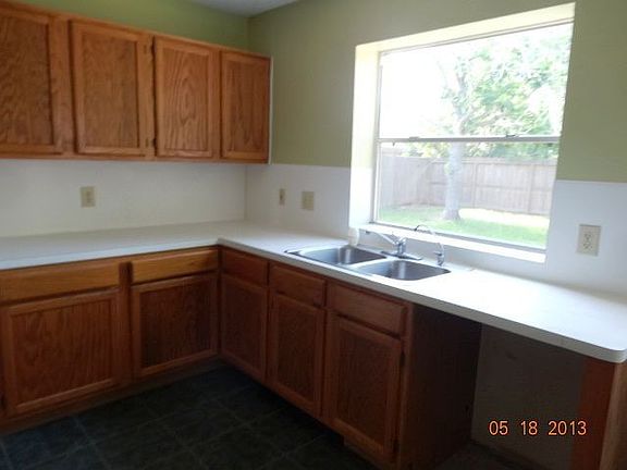 4th image of 5554 Clintridge Dr