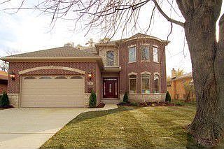 1st image of 2707 Hawthorn Ln