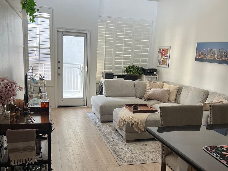 1st image of 101 Market St Unit 429