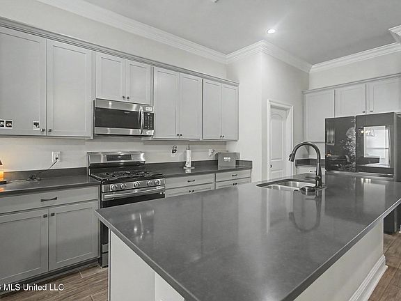 5th image of 3039 Sea Oats Dr