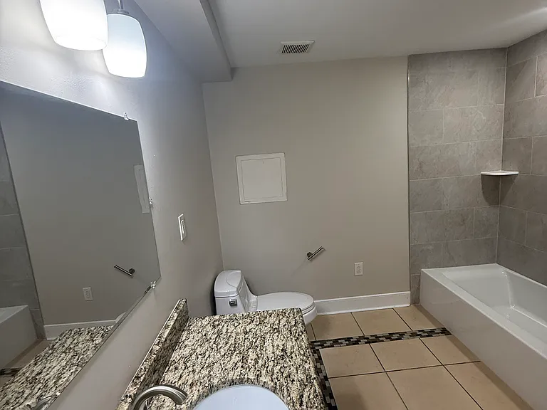 1916 W Girard Ave #1A — Photo 10