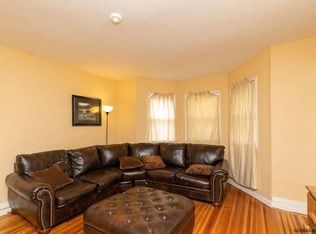 1864 8th Ave #2, Watervliet, NY 12189