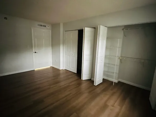 2801 W Commercial Blvd, Fort Lauderdale, FL