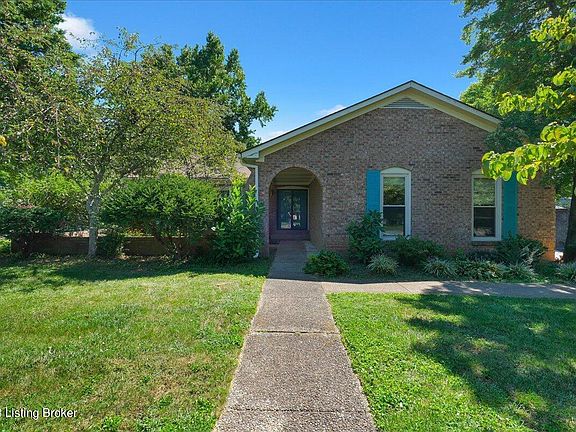 3rd image of 413 Whiteheath Ln