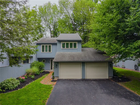 3138 Fiddlehead Gln, Baldwinsville, NY 13027