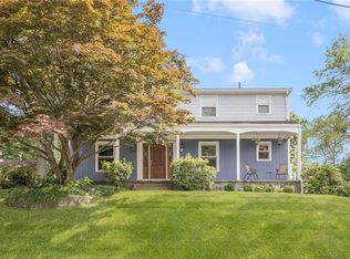 31 Saint Joseph St, Woonsocket, RI 02895