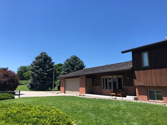 5th image of 1801 Parkhill Dr