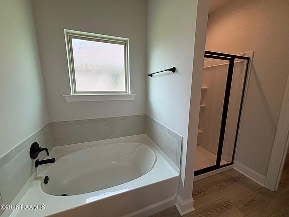 5th image of 203 Hidden Meadows Dr
