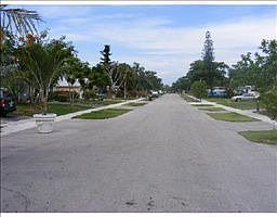 2nd image of 3333 SW 15th St