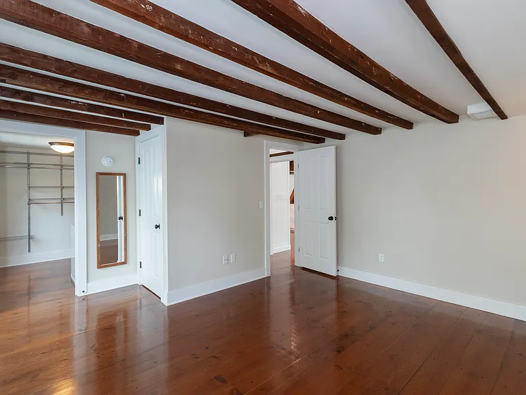 200 Whitfield St — Photo 13