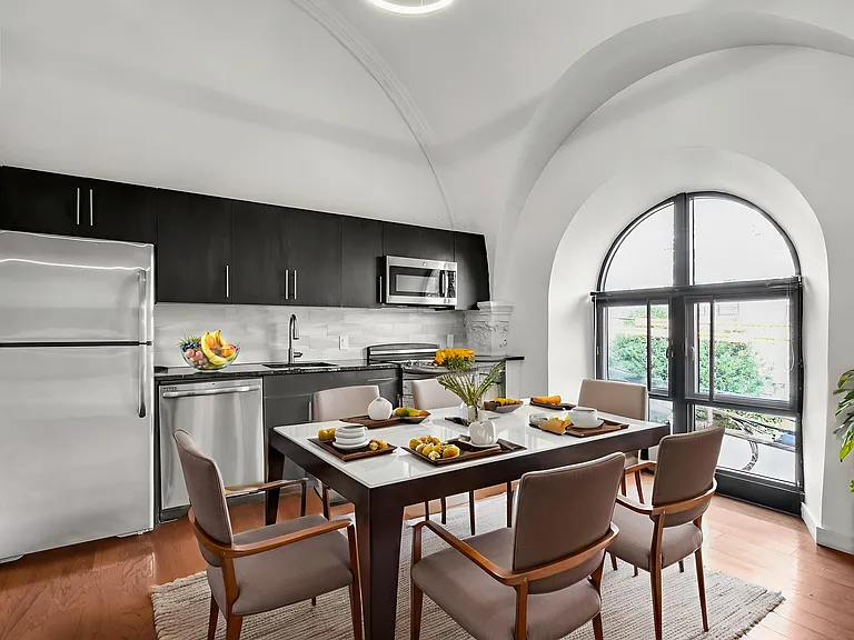 Sanctuary Lofts — Photo 32