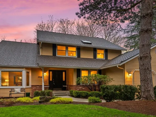 2524 225th Place NE, Sammamish, WA 98074