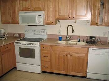 5th image of 600 Royal Palm Blvd