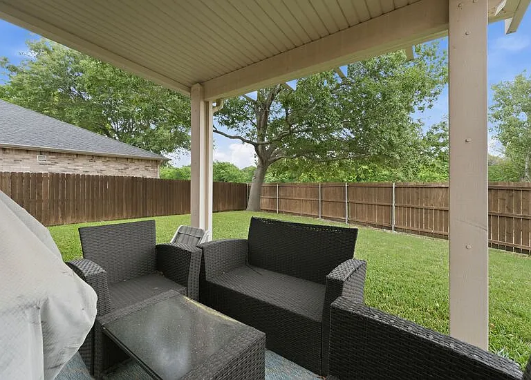 9601 Euclid Dr — Photo 47