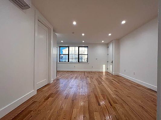 1st image of 457 Quincy Ave #1A