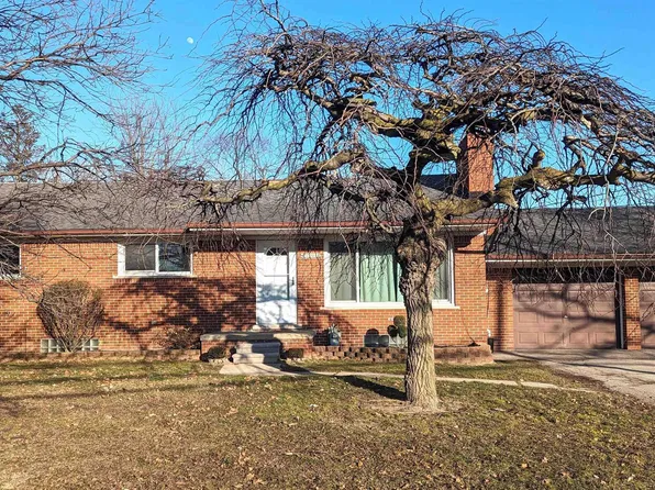 54590 Romeo Plank Rd, Macomb, MI 48042