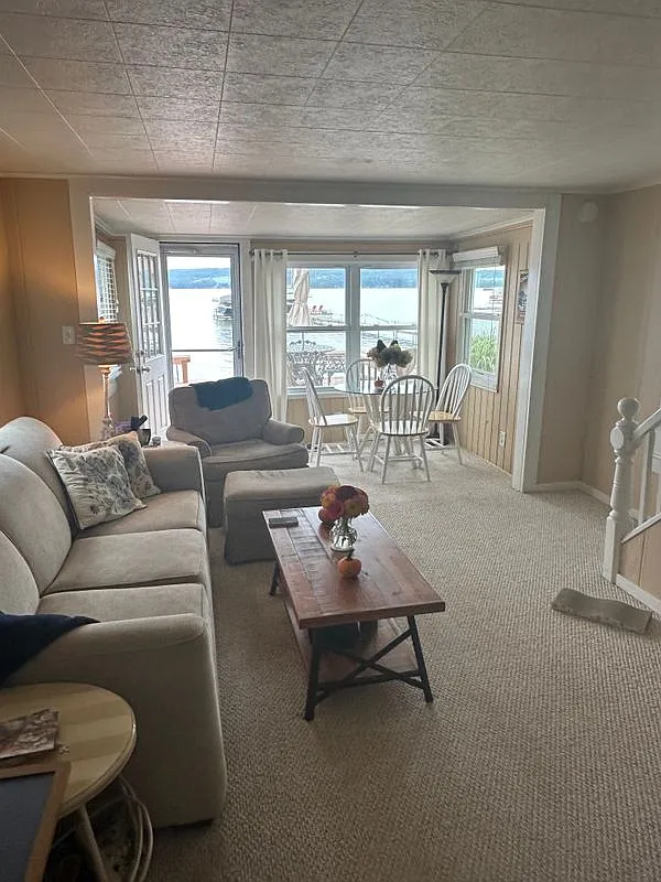 2 bed, 1.0 bath, 900 sqft, $1,500 — Photo 4
