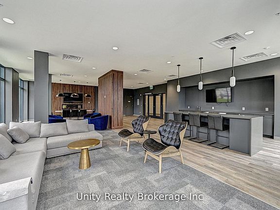4th image of 26 Lowes Rd