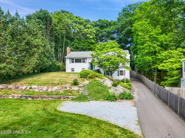 33 Sachem Rd, Greenwich, CT 06830