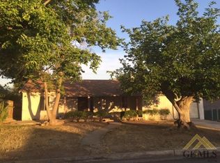 2805 N Inyo St, Bakersfield, CA 93305