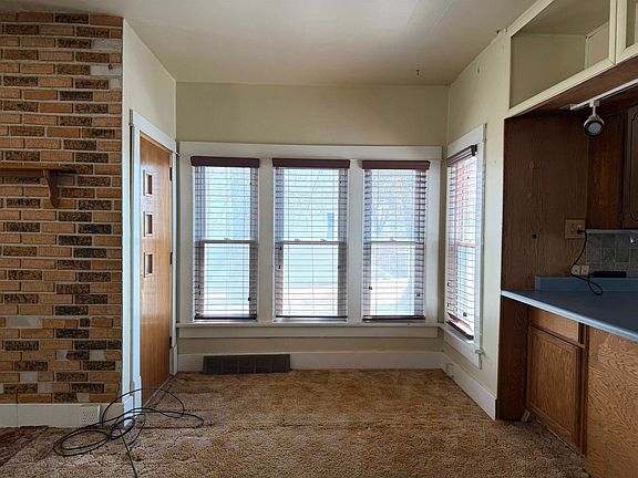 5th image of 423 Bates Blvd