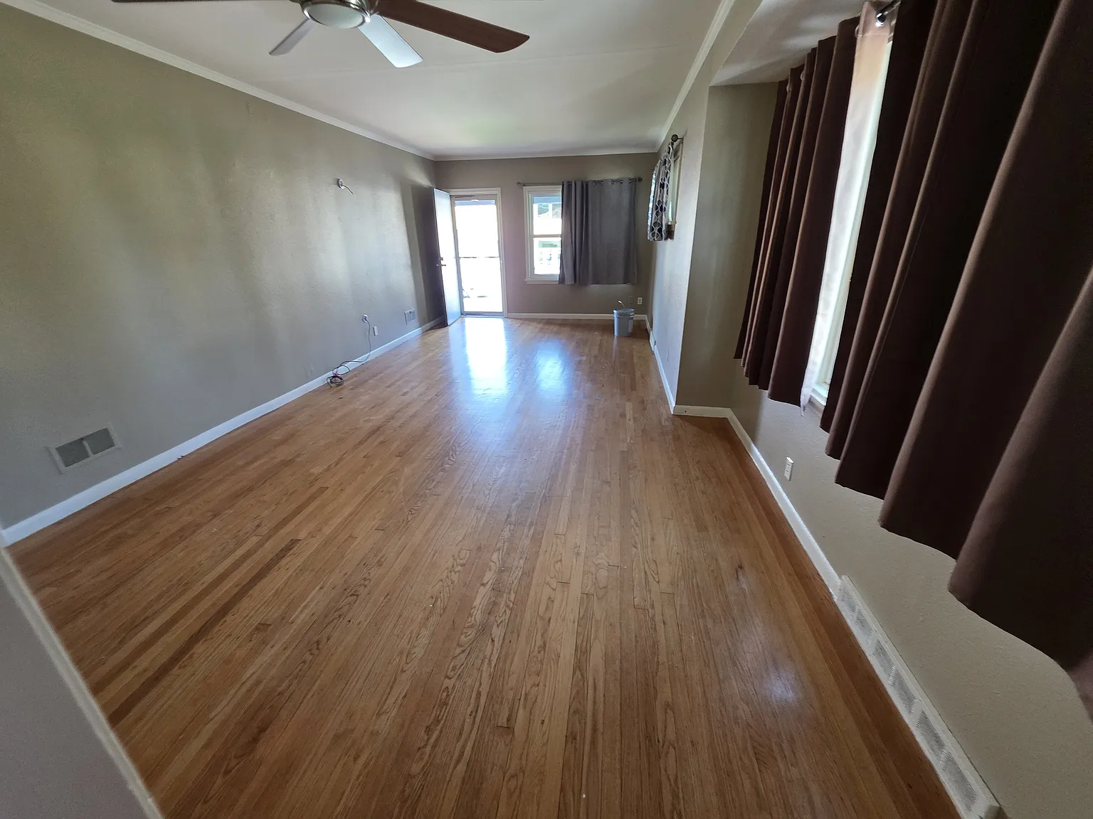 2 bed, 1339 sqft, $1,500 — Photo 2