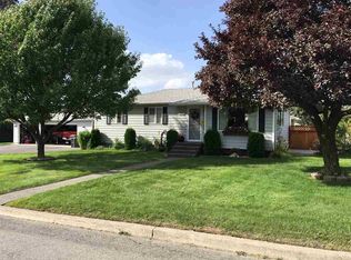 1208 W Rosewood Ave, Spokane, WA 99208
