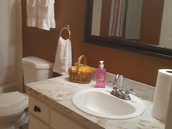 2nd image of 3131 Stillmeadow Dr #3131