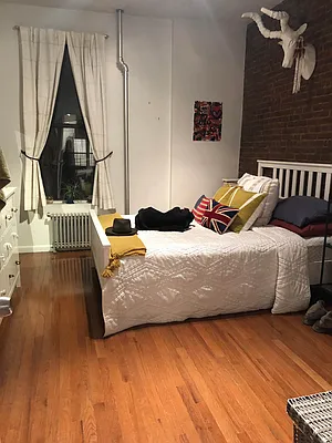 Rented by Bryan L Rozencwaig, LREB | media 3