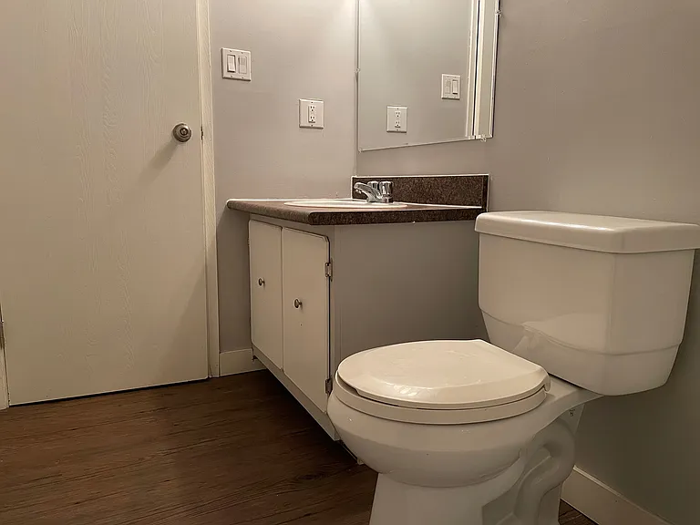 15 Saunderson Ave — Photo 12