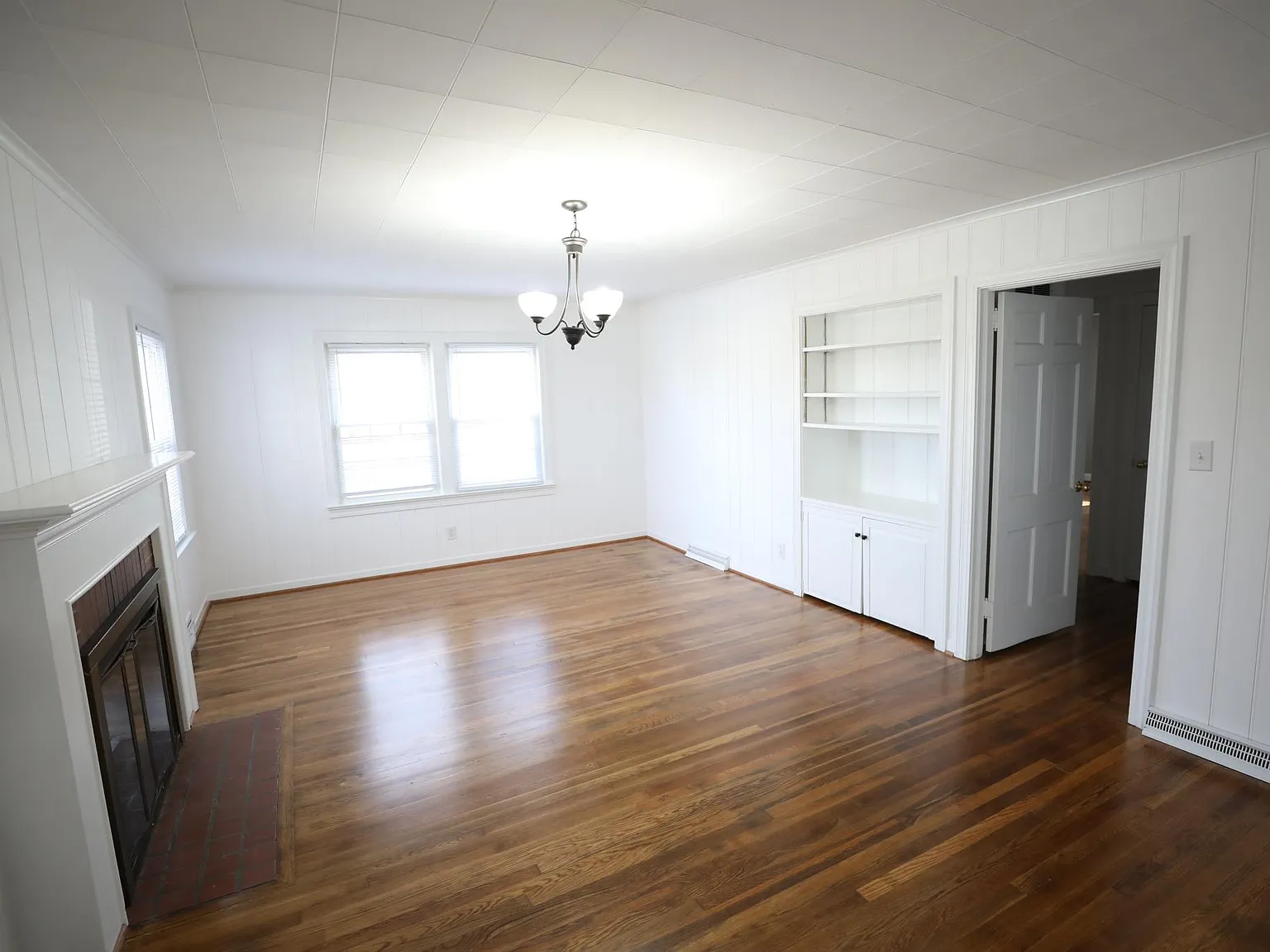 714 Cool Springs Rd — Photo 1