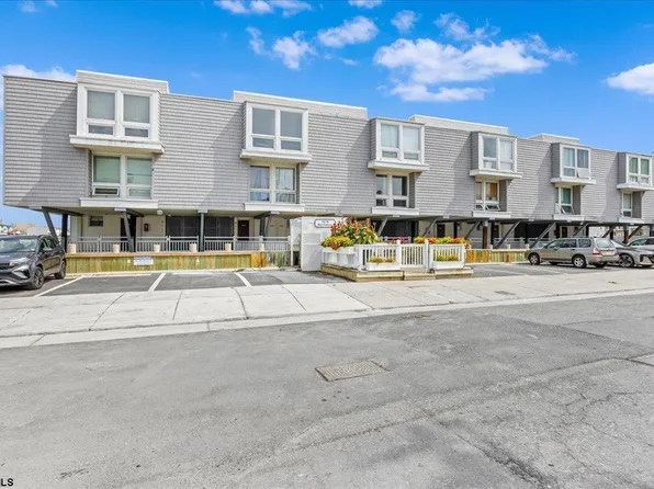151 N Annapolis Ave APT 2, Atlantic City, NJ 08401