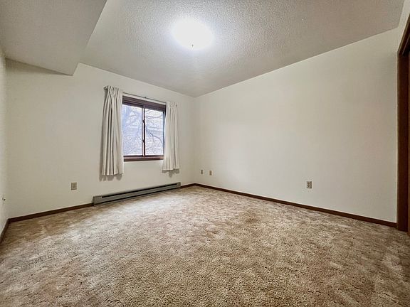 5th image of 1204 Bartosh Ln #7