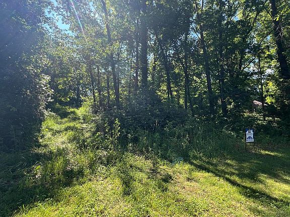 4th image of 15267 Oak Hollow Dr